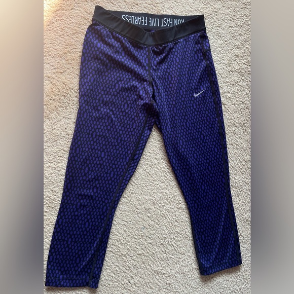 Nike Pants - Nike size medium purple/ black dri-fit leggings 7/8th length